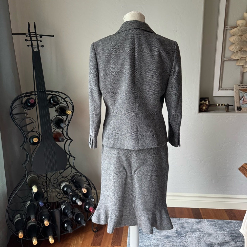 Laundry By Shelli Segal 2pc Wool Skirt Suit Herringboned Flower Embroidery - Picture 3 of 16